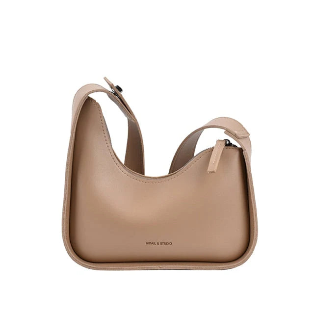 Bolso de mano media luna